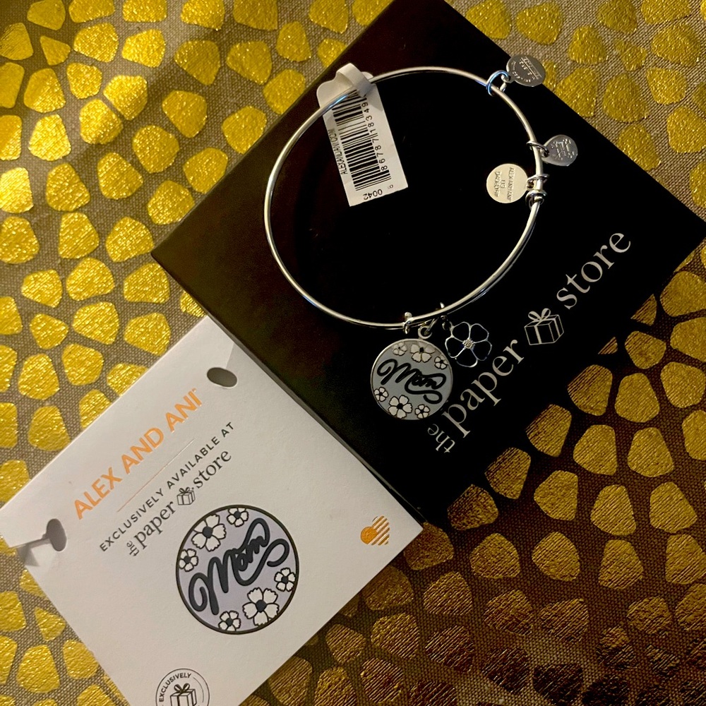 Alex and Ani Mom bracelet NWT shiny new in box